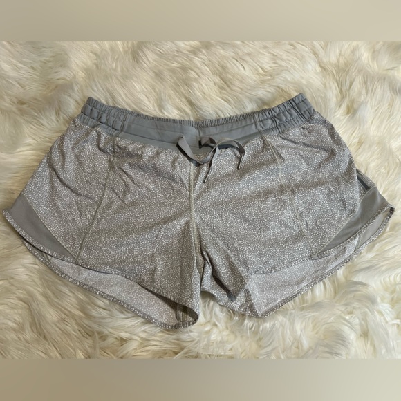 lululemon athletica Pants - Lululemon Hotty Hot Shorts
